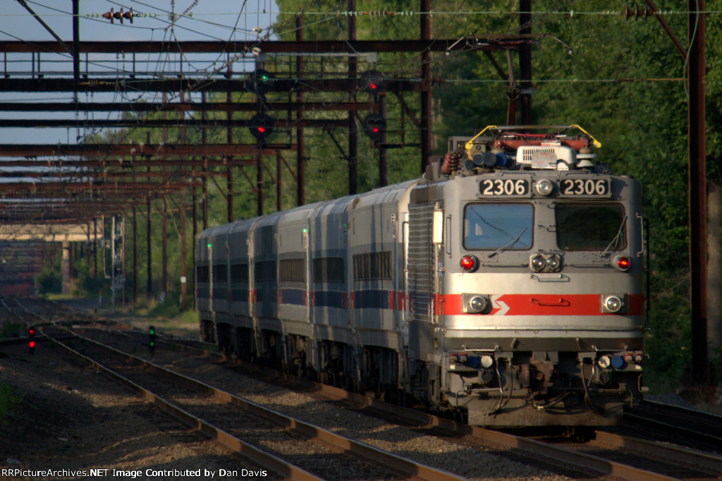SEPTA AEM-7 2306 on 6378